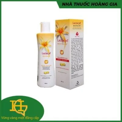 Dung dịch vệ sinh phụ nữ Lactacyd Extra nourish dung tích 250ml